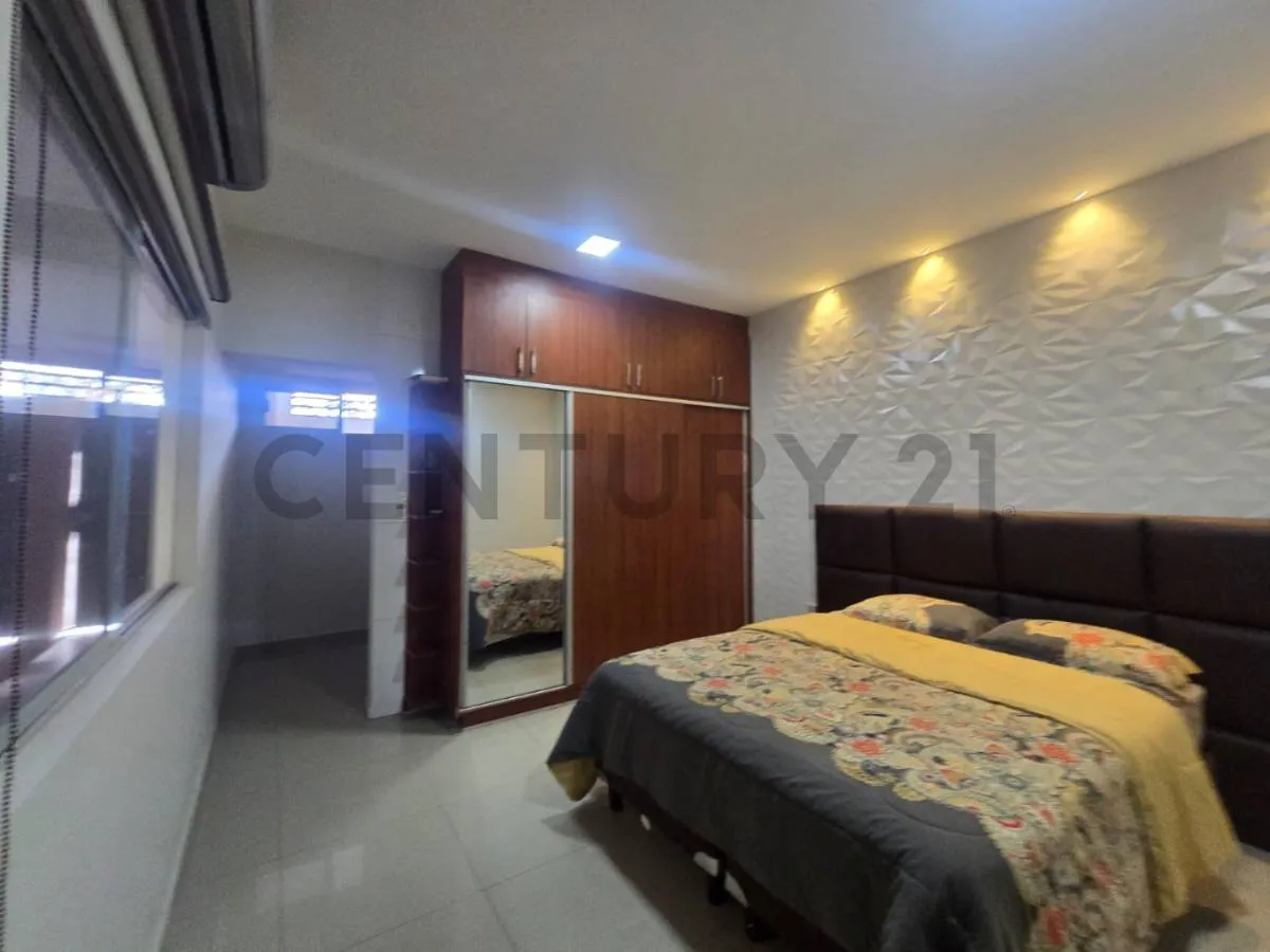 Foto 6 de Hermosa Vivienda y en Zona Residencial!