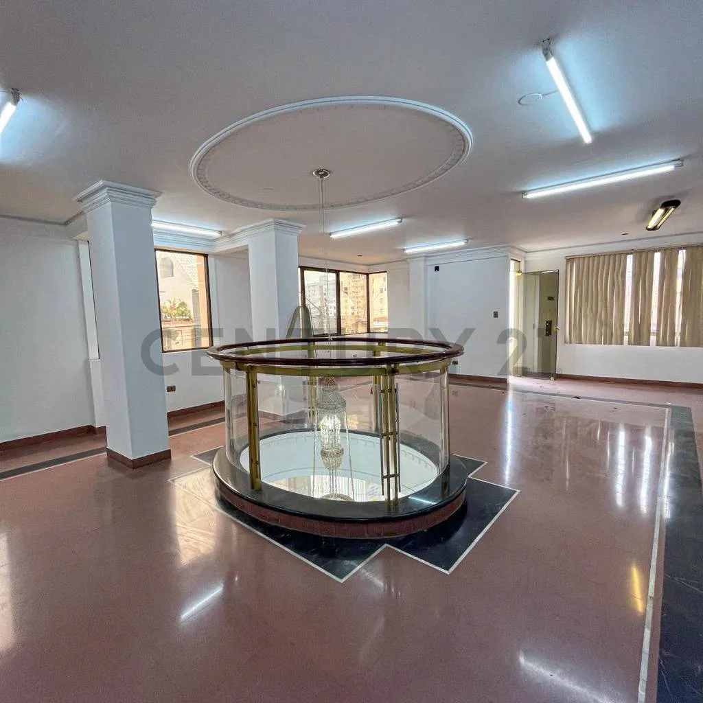 Foto 1 de Local Comercial en Venta