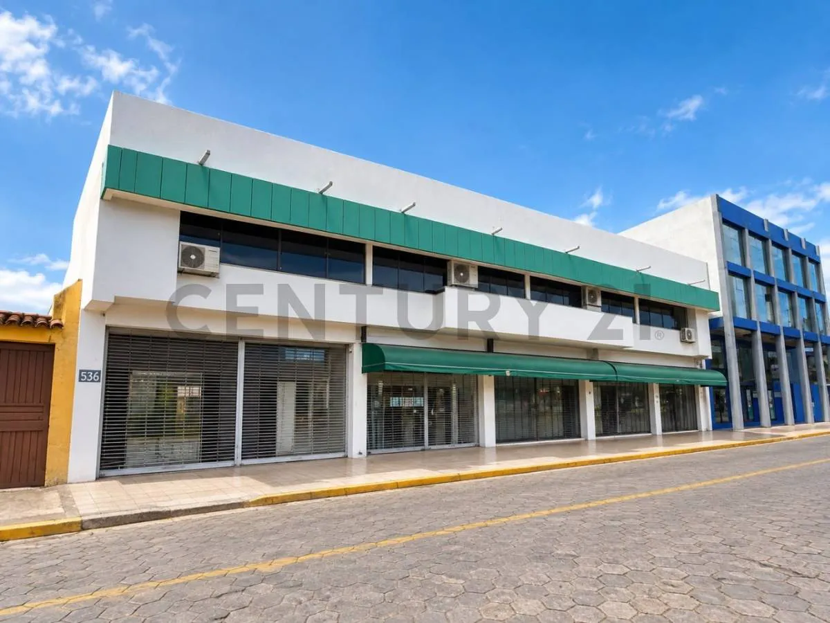 Foto 1 de Edificio Comercial en Venta | Centro de Santa Cruz