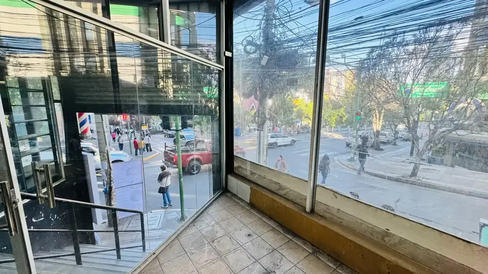 Foto 5 de Local comercial en Sopocachi