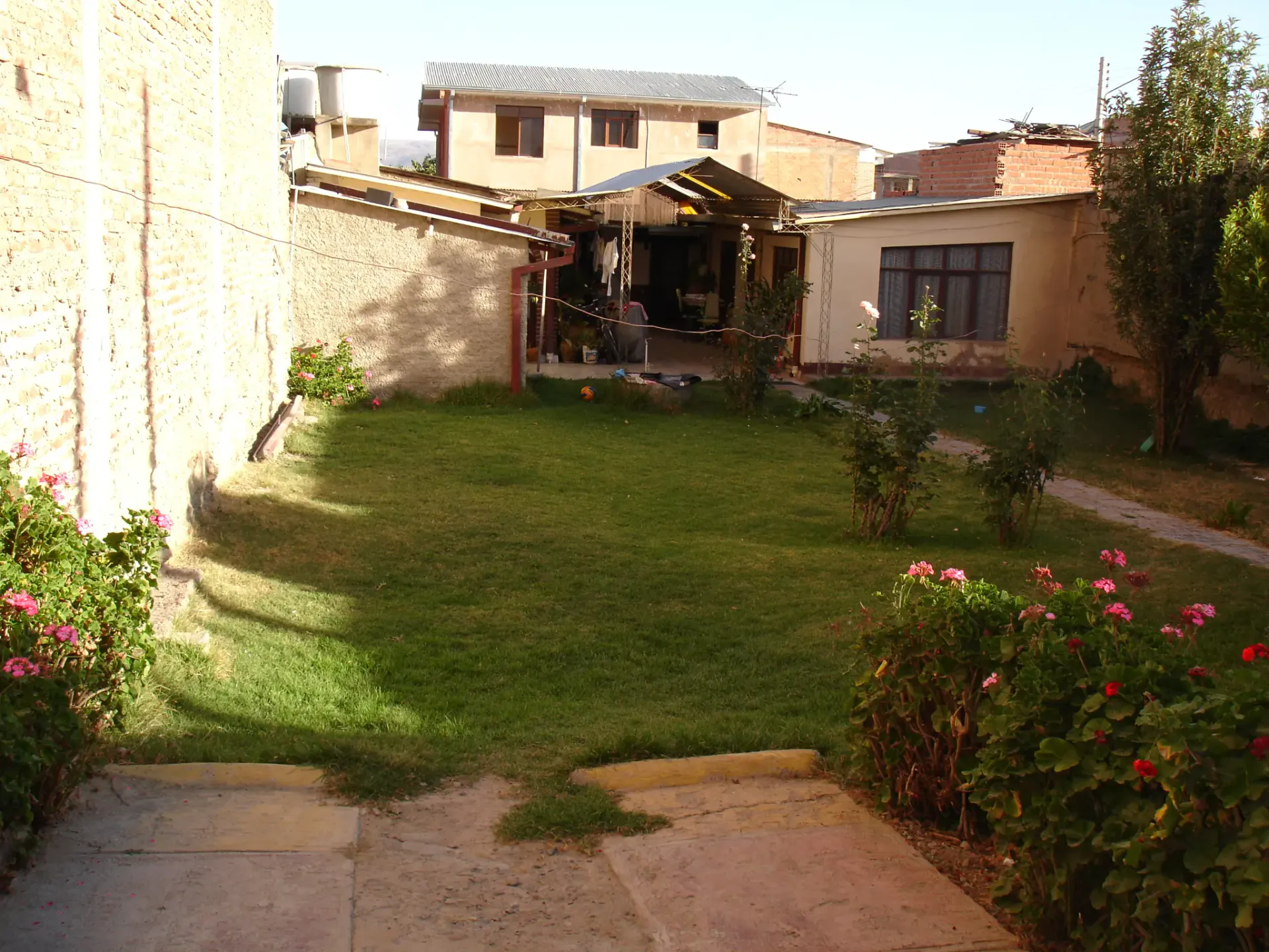Foto 1 de Casa económica en venta zona Coña Coña sud