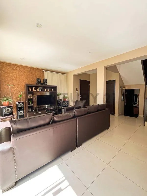 Foto 7 de Hermosa Casa en Condominio en Venta