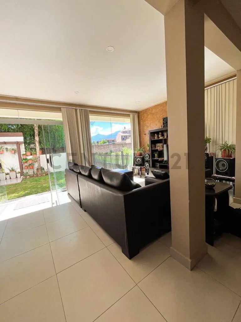 Foto 5 de Hermosa Casa en Condominio en Venta