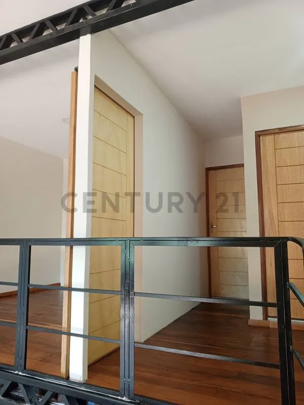 Foto 6 de Casa de 2 Plantas con 3 Dormitorios en Anticrético - Zona Norte