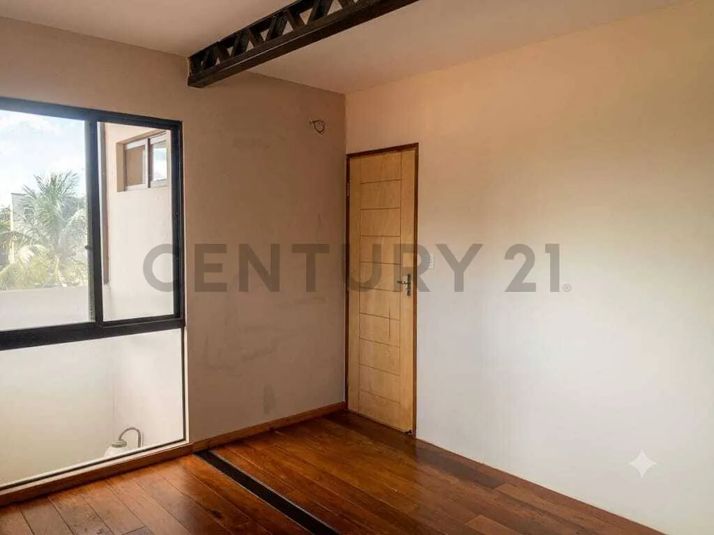 Foto 8 de Casa de 2 Plantas con 3 Dormitorios en Anticrético - Zona Norte