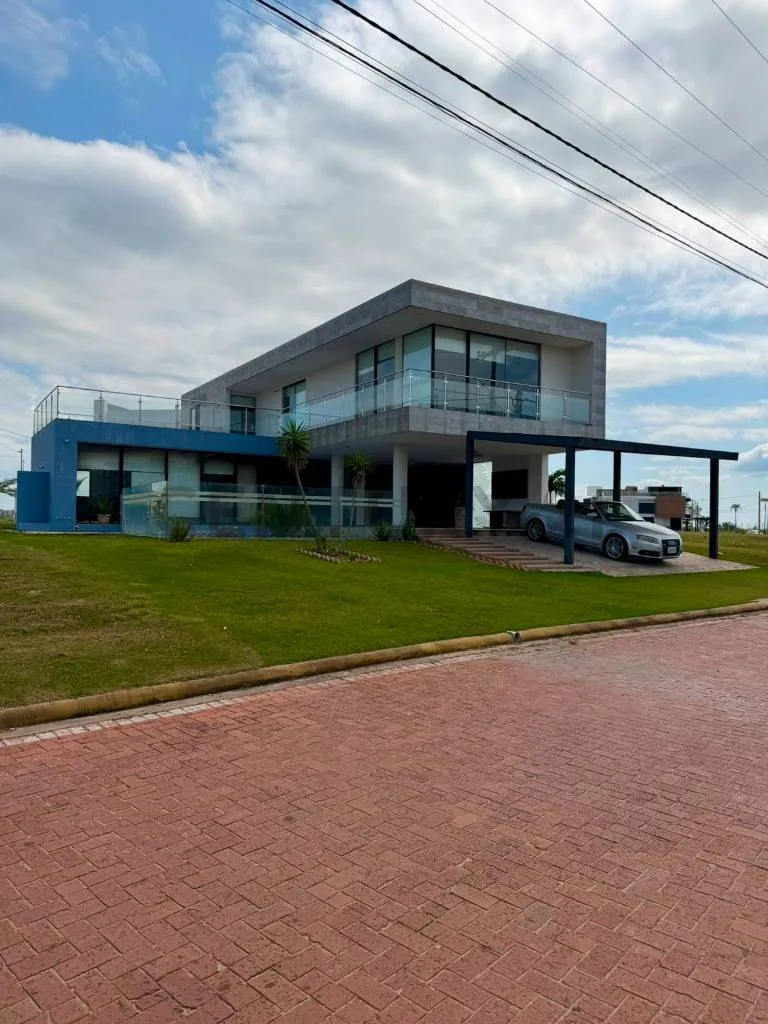 Foto 2 de Casa en Venta en Urubó Mar Adentro
