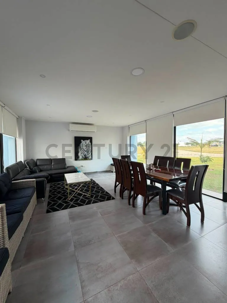Foto 6 de Casa en Venta en Urubó Mar Adentro
