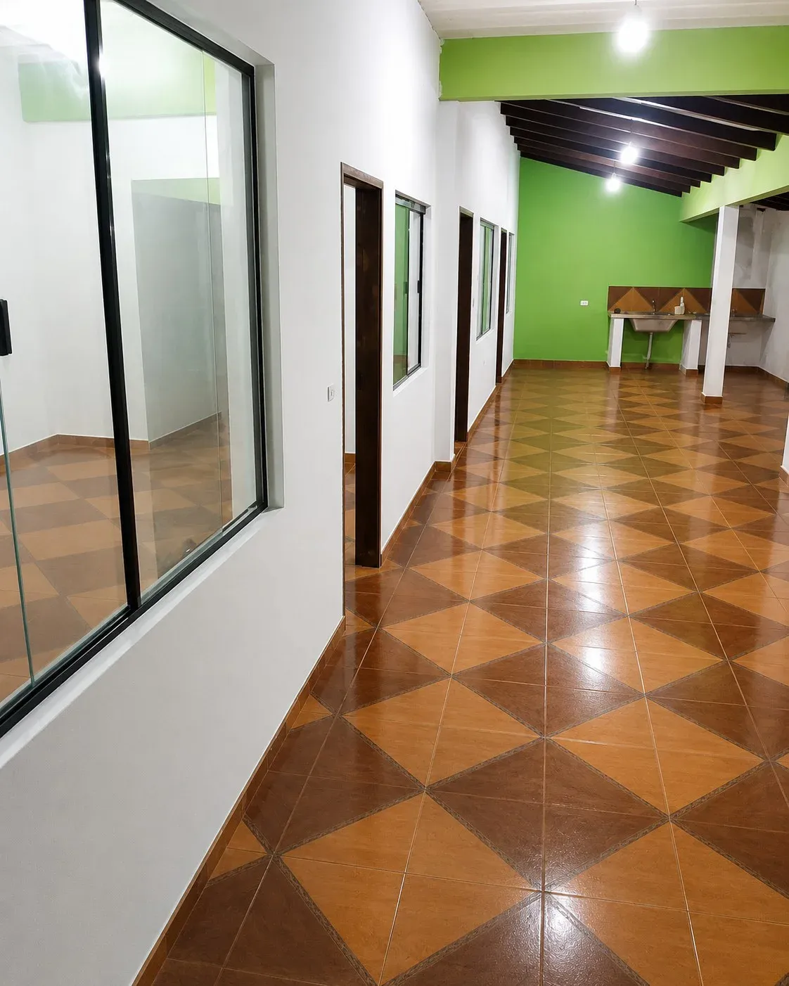 Foto 2 de Amplia Casa en Venta en Localidad El Torno