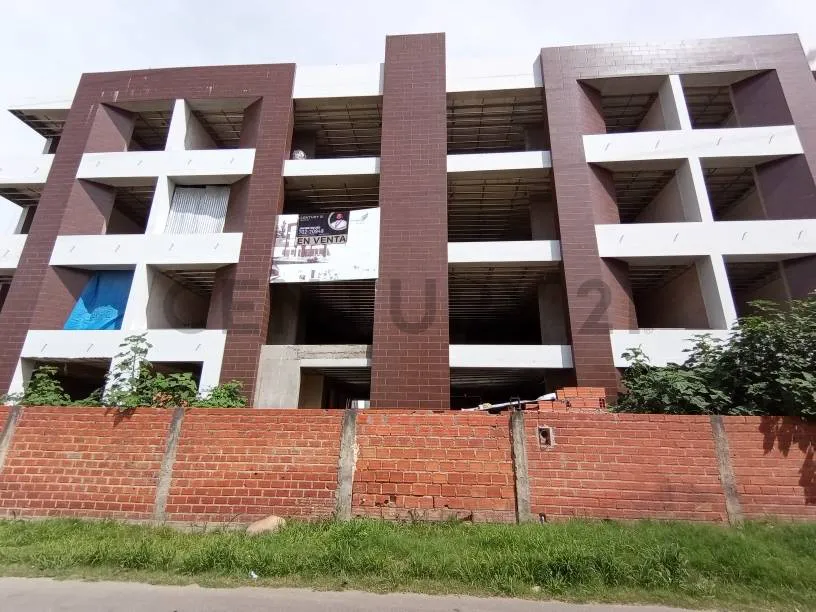 Foto 1 de En Venta Amplio Departamento a Estrenar de 3 Dormitorios en Barrio Miraflores