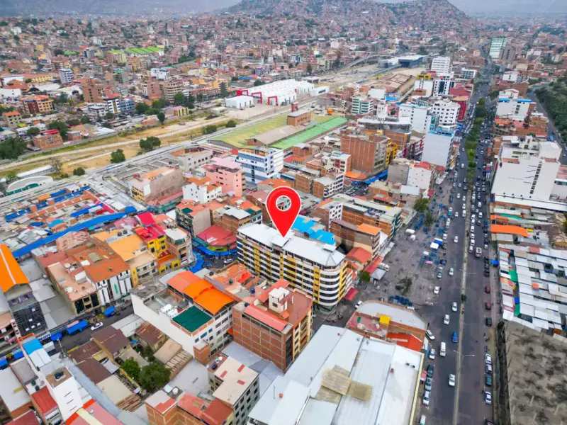 Foto 10 de Local Comercial en Alquiler – Piso 2-4 en El Centro de Cochabamba