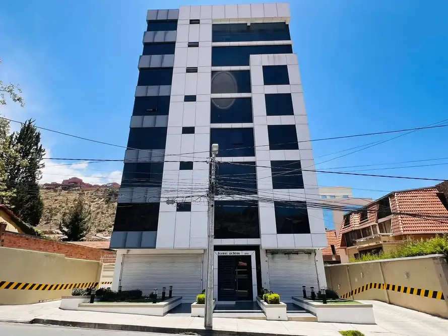Foto 1 de Garzonier en Venta – Irpavi