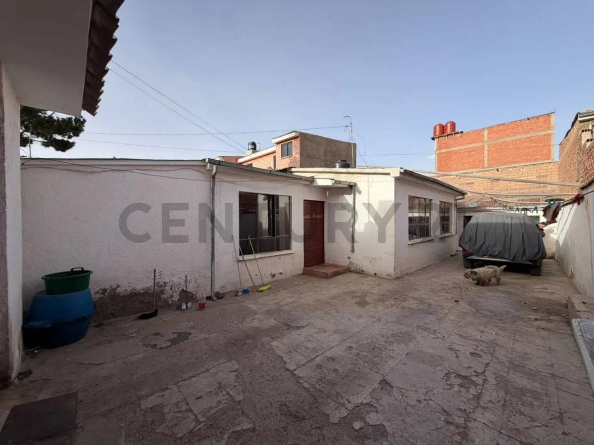 Foto 1 de Casa Como Terreno en Venta