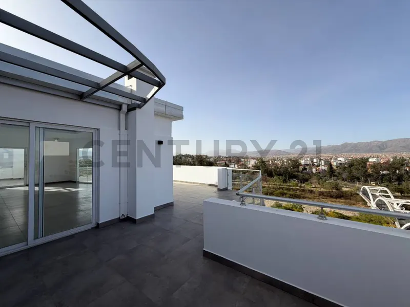 Foto 9 de Venta Penthouse Edificio La Banda
