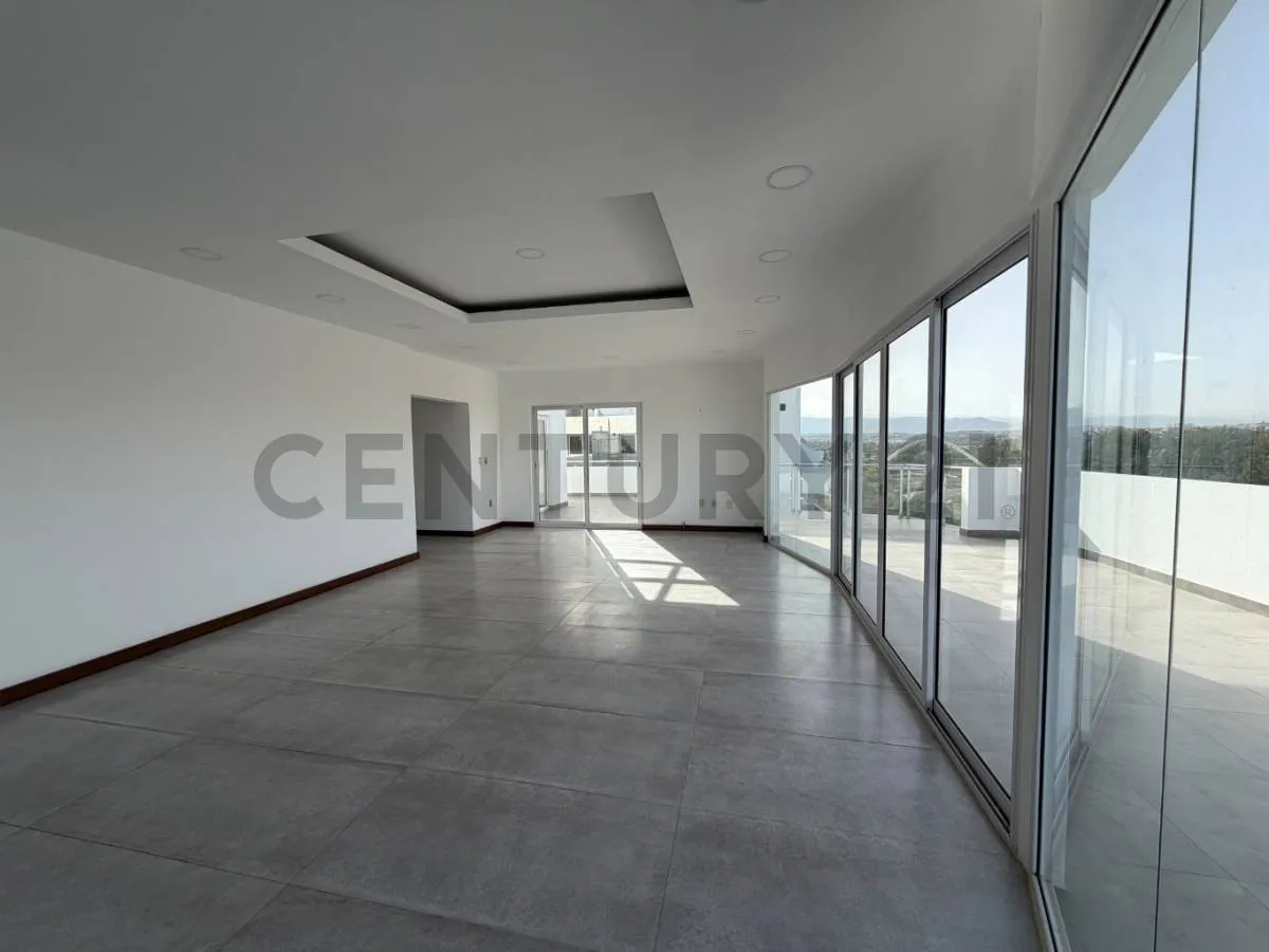 Foto 1 de Venta Penthouse Edificio La Banda