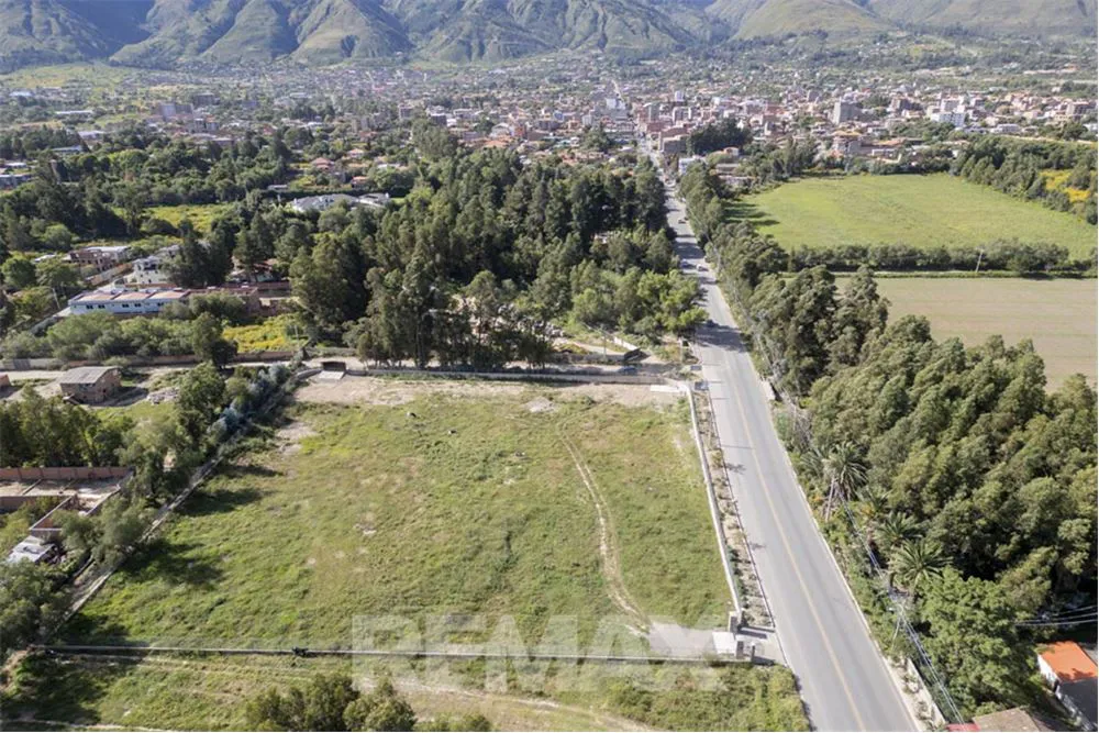 Foto 4 de Terreno en Alquiler-Av. Reducto