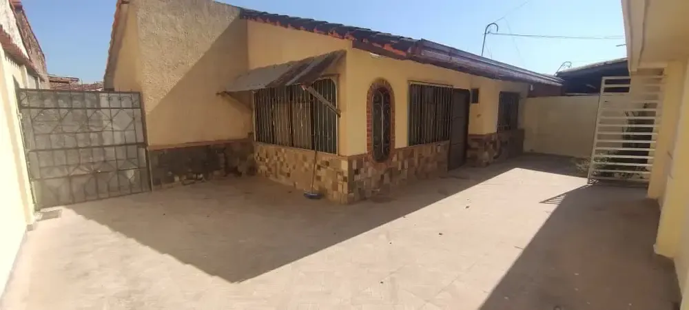 Foto 3 de 🏡🔥 ¡Casa en Venta o Alquiler en Zona 12 de Abril! 🔥🏡