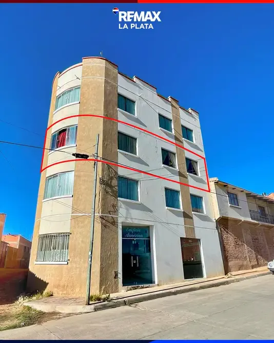 Foto 1 de 🏡 ¡Departamento en Venta en Edificio América – Sucre