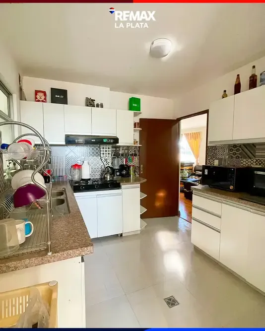 Foto 4 de 🏡 ¡Departamento en Venta en Edificio América – Sucre