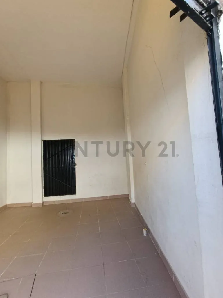 Foto 3 de ¡Local Comercial en Alquiler a Mitad de Precio!