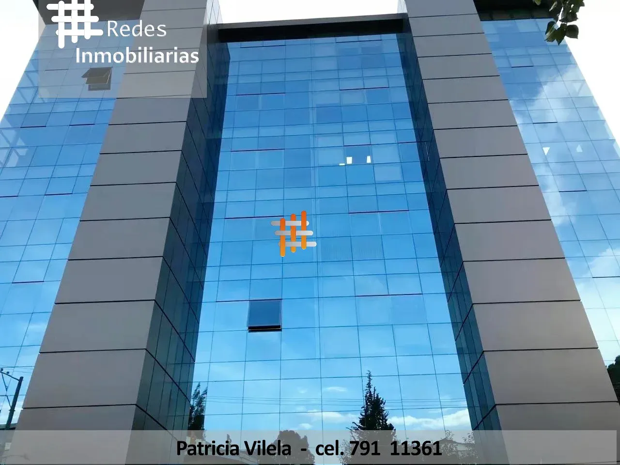 Foto 1 de Amplia Oficina en Calcoto Edificio Empresarial
