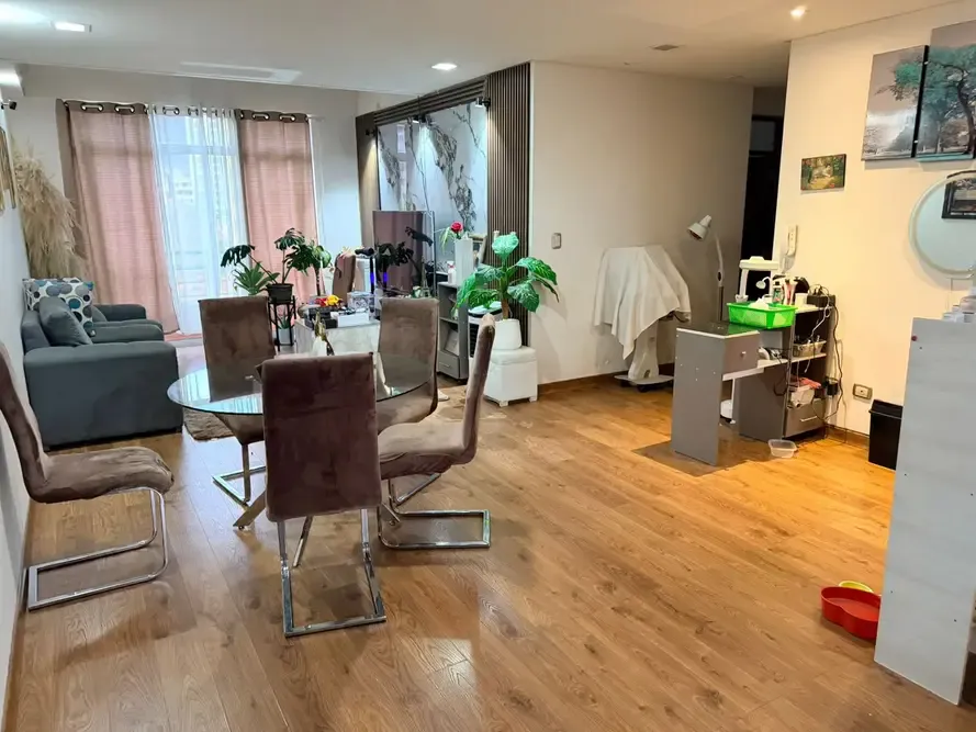 Foto 13 de Dúplex en Anticrético – Excelente Ubicación sobre Calle Lola Taborga, casi Av. América