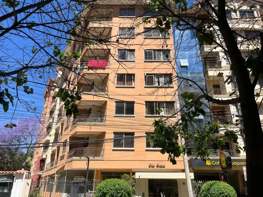 Foto 1 de Local Comercial en Alquiler