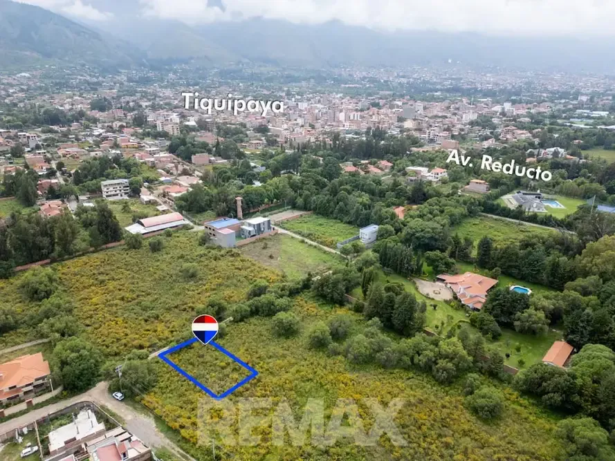 Foto 1 de Terreno cerca a la Av. Reducto en Venta