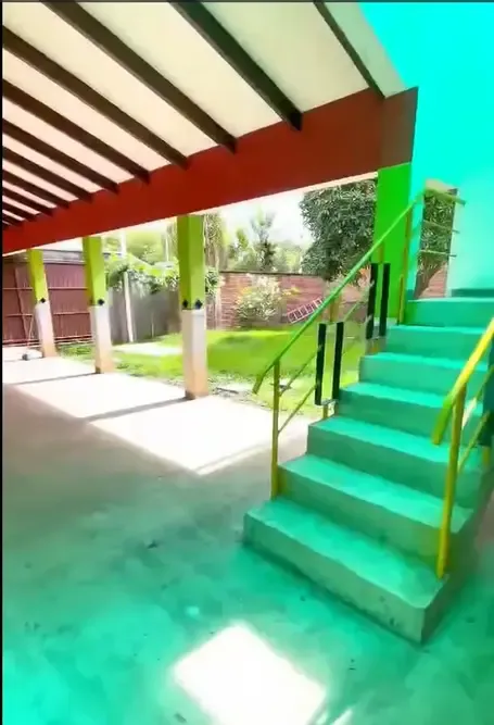 Foto 7 de Casa Comercial en Venta + 3 Locales Comerciales – Sobre Avenida y en Esquina
