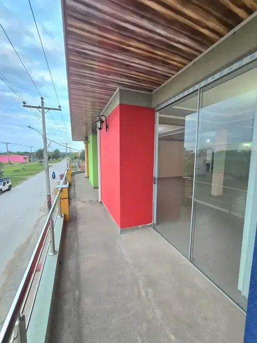 Foto 10 de Casa Comercial en Venta + 3 Locales Comerciales – Sobre Avenida y en Esquina