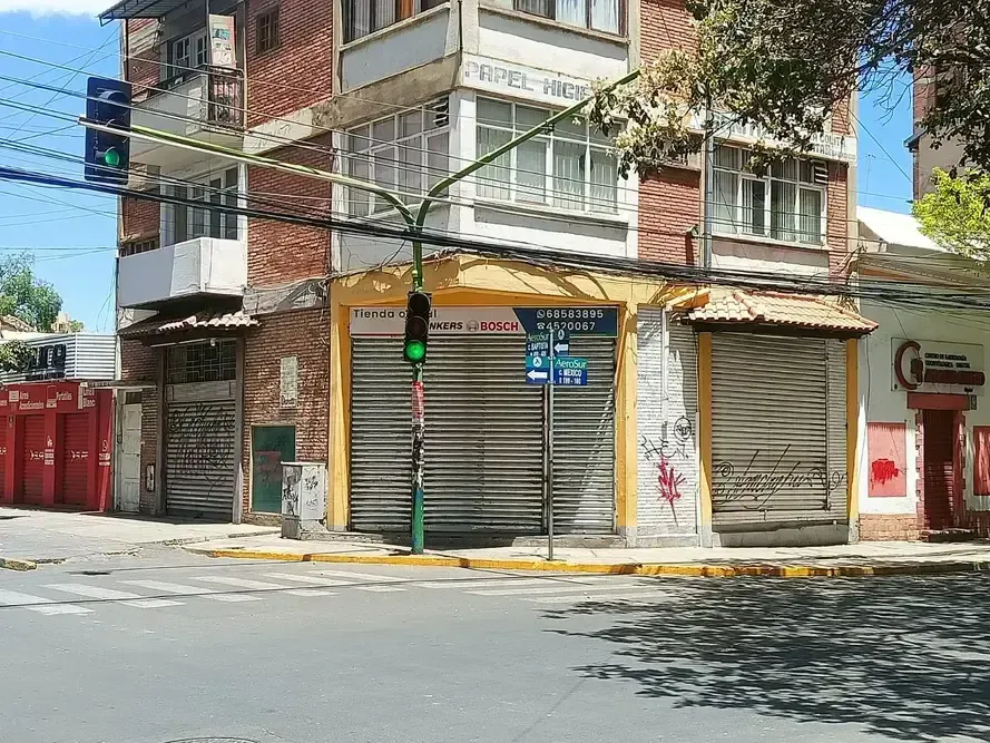 Foto 3 de Local Comercial en Alquiler – Zona Central de Cochabamba