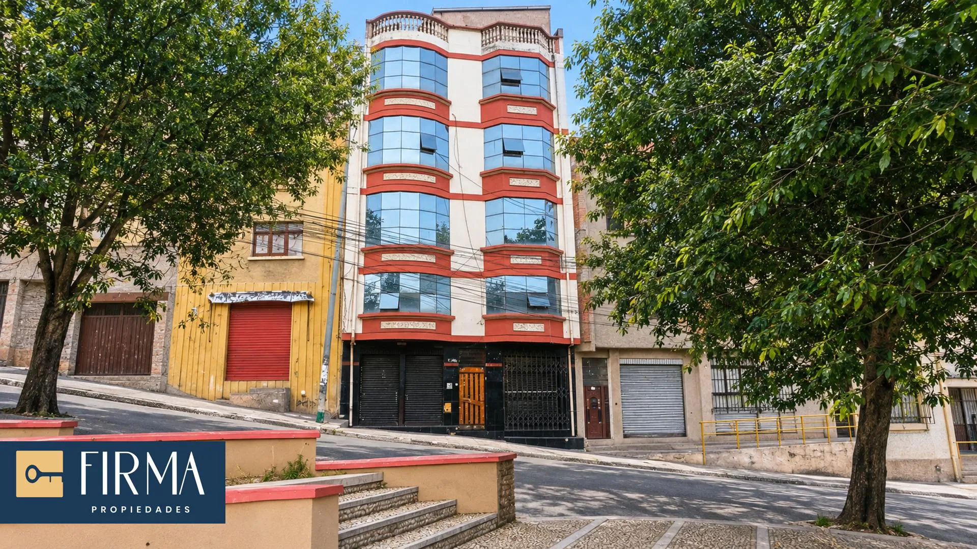 Foto 3 de Compra Este Edificio Multifamiliar en Zona Norte Achachicala