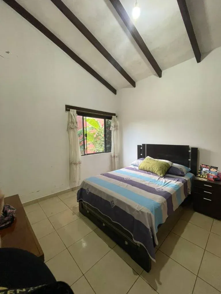Foto 3 de Casa Tipo Chalet en Venta – El Torno