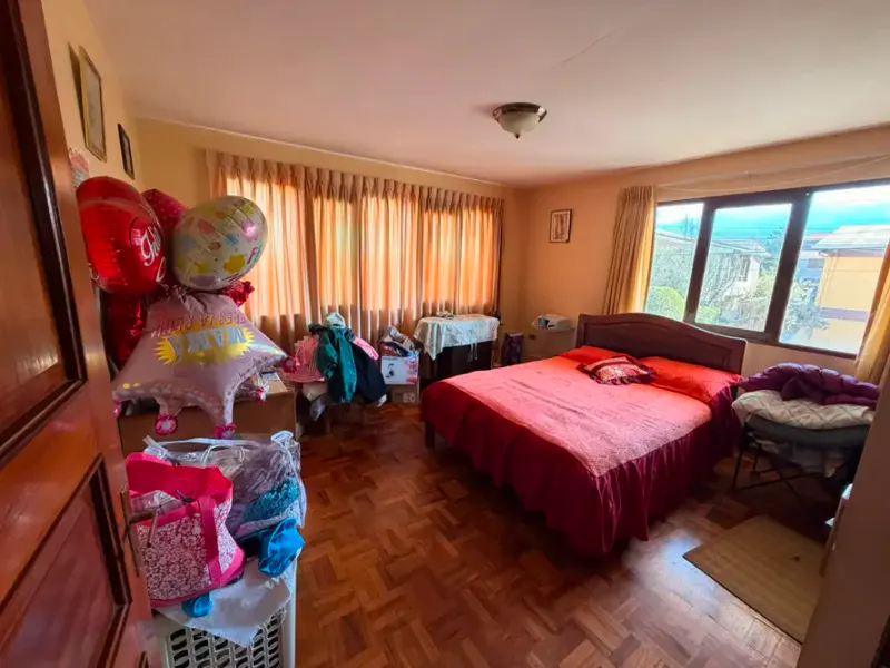 Foto 11 de 🏡 Casa en Venta en Colcapirhua