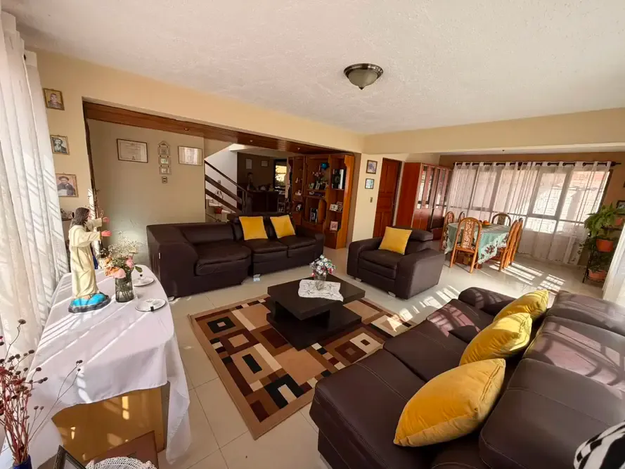 Foto 4 de 🏡 Casa en Venta en Colcapirhua