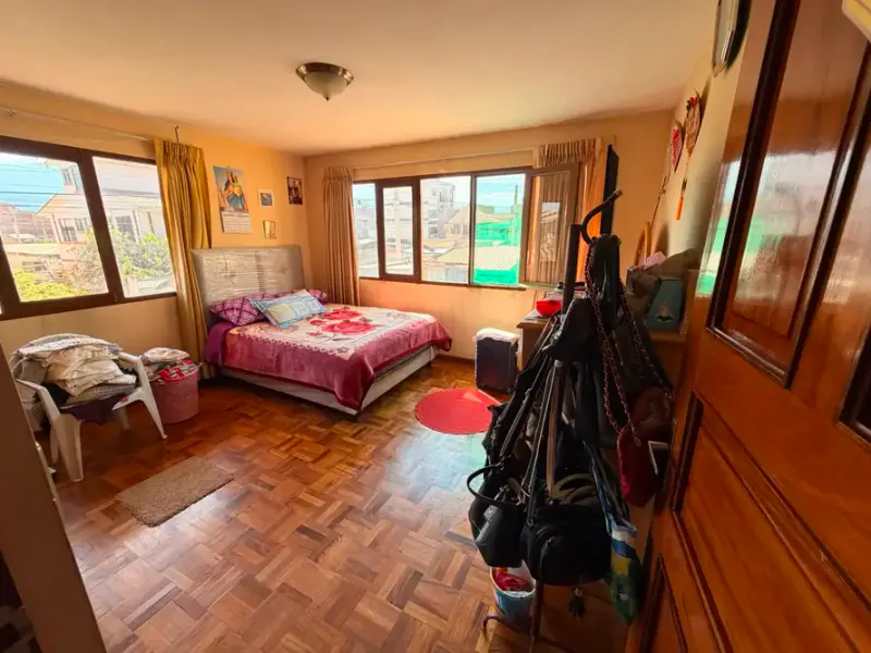 Foto 12 de 🏡 Casa en Venta en Colcapirhua