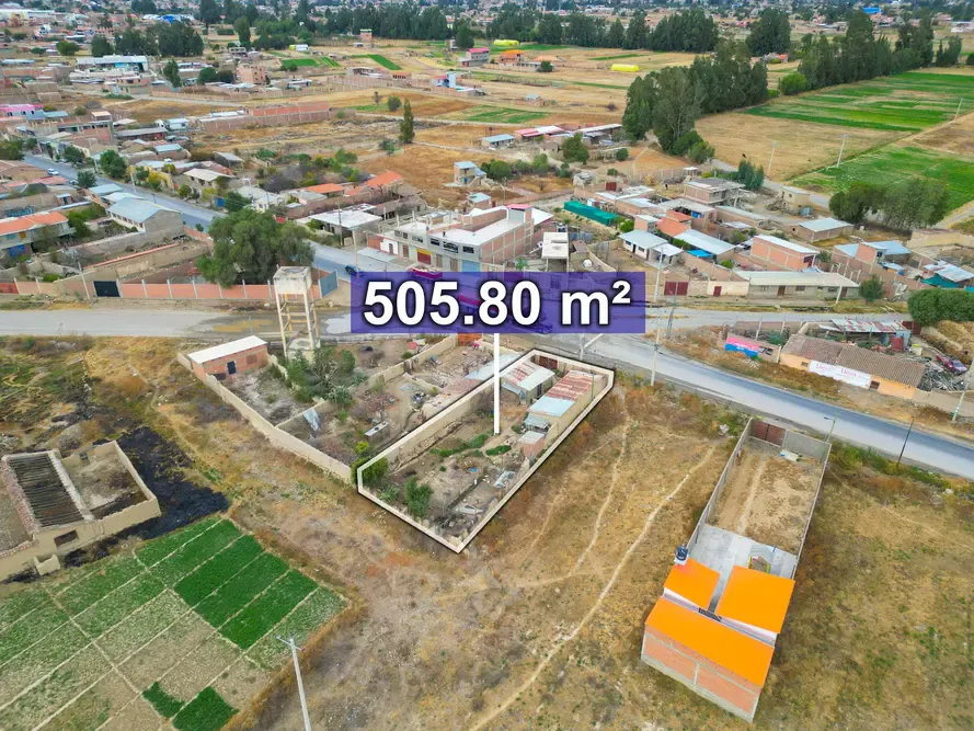 Foto 2 de Terreno Comercial en Venta en Punata Sobre La Av. Libertadores