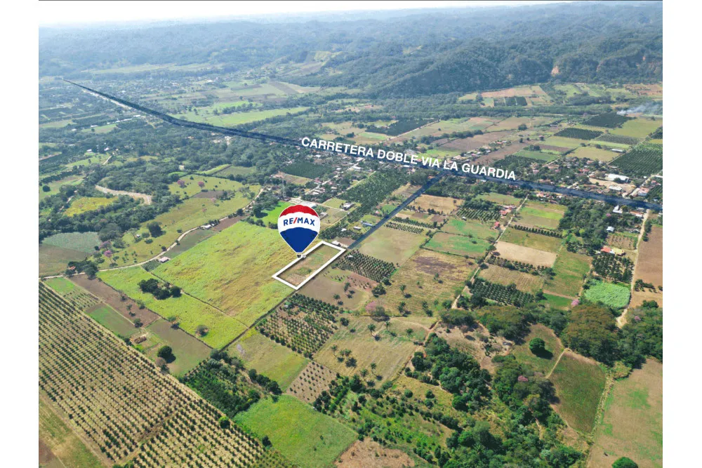 Foto 1 de Terreno en Venta - El Torno, Taruma