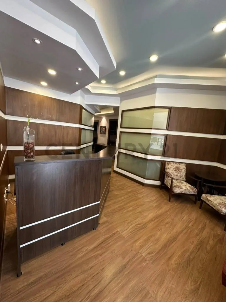 Foto 2 de Oficina Amoblada en Venta en Calacoto – Edificio Vitruvio II