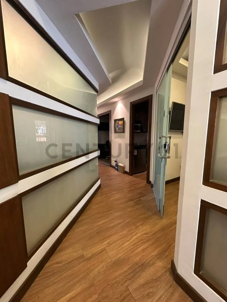 Foto 3 de Oficina Amoblada en Venta en Calacoto – Edificio Vitruvio II
