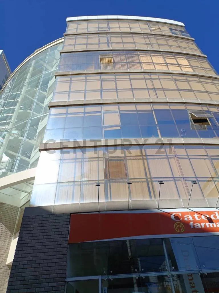 Foto 12 de Oficina Amoblada en Venta en Calacoto – Edificio Vitruvio II