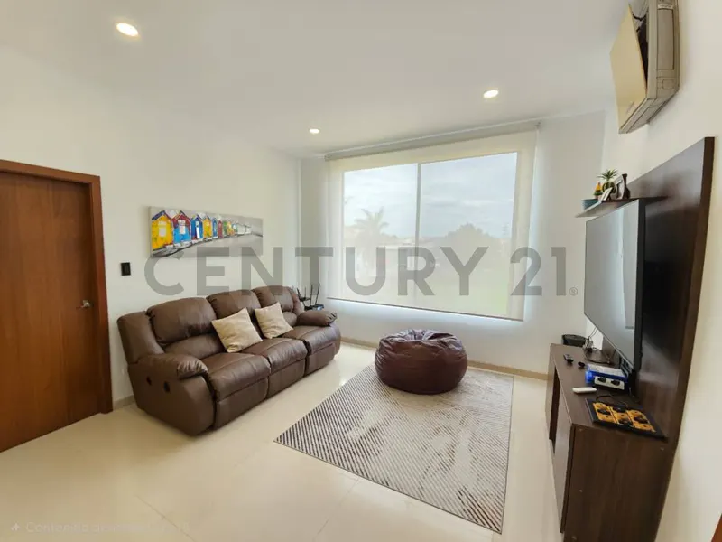 Foto 19 de Casa Nueva y de Lujo en Alquiler!!