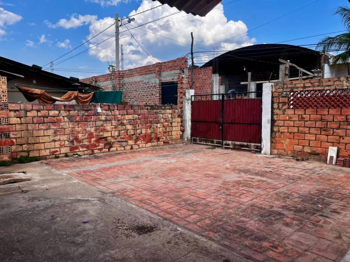 Foto 3 de Casa en Venta en Esquina Ideal para Inversion Precio por Debajo del Avaluo
