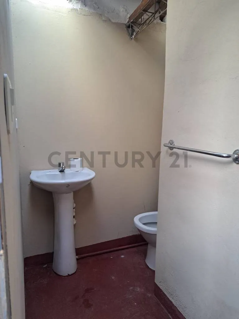 Foto 4 de Casa en Alquiler para Negocio