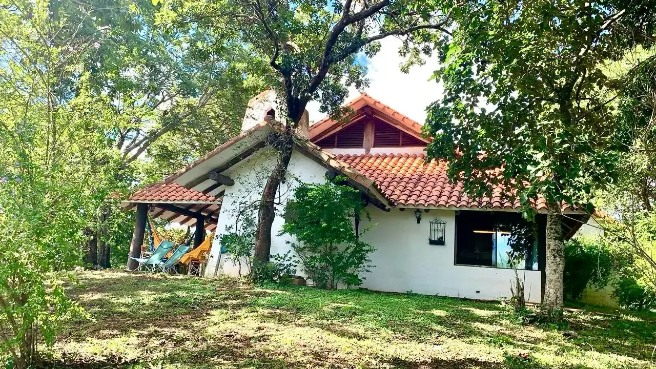 Foto 2 de Linda Y Comoda Cabaña En Venta