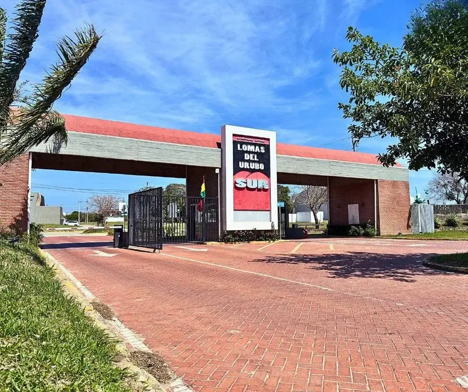 Foto 2 de En Venta | Terreno en Condominio Lomas del Urubo Sur