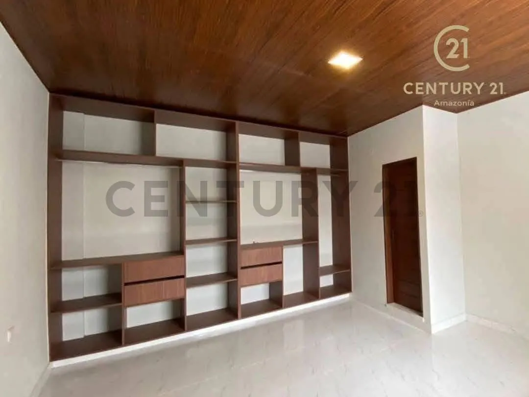 Foto 3 de Cuarto céntrico en alquiler con baño privado y ropero empotrado