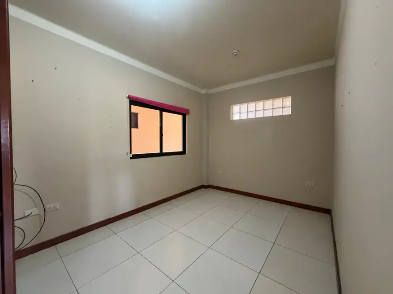 Foto 15 de “Depto en Condominio San Gerónimo con balcón y piscina – Tarija”