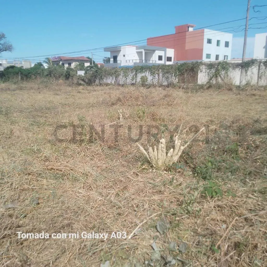 Foto 3 de Terreno en Esquina en Alquiler, en Zona Oeste