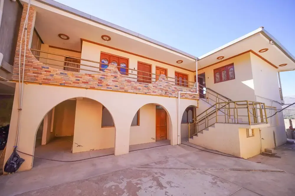 Foto 14 de Casa en Venta a 3 Cuadras de La Av. Siglo Xx y Av. Guayacan