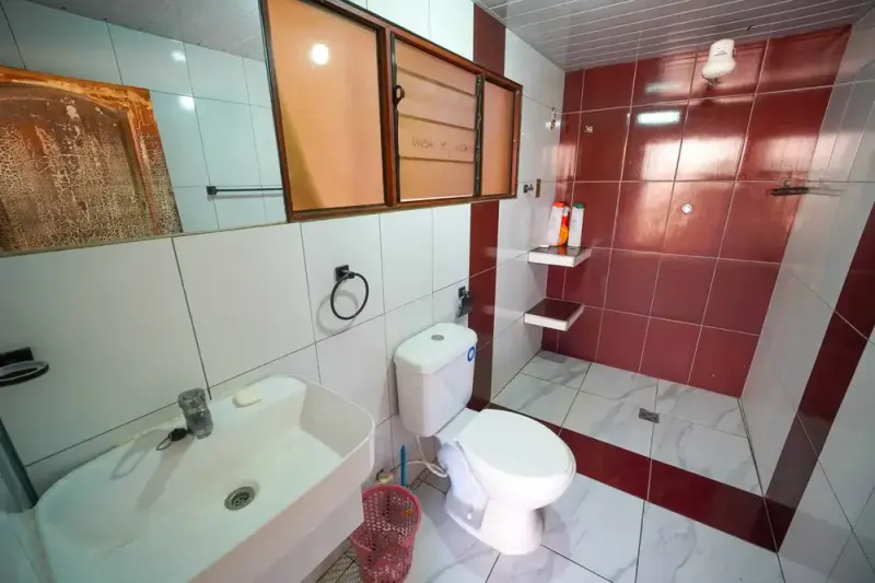 Foto 20 de Casa en Venta a 3 Cuadras de La Av. Siglo Xx y Av. Guayacan